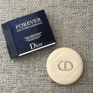 Dior Forever Couture Luminizer Intense Highlighting Powder Shade 04 Golden Glow